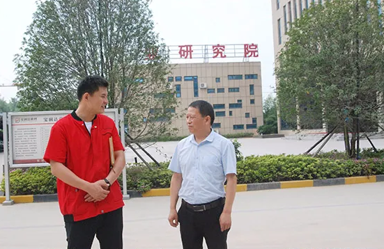 【政府關懷】市產(chǎn)業(yè)集聚區(qū)領導一行慰問寶潤達一線員工